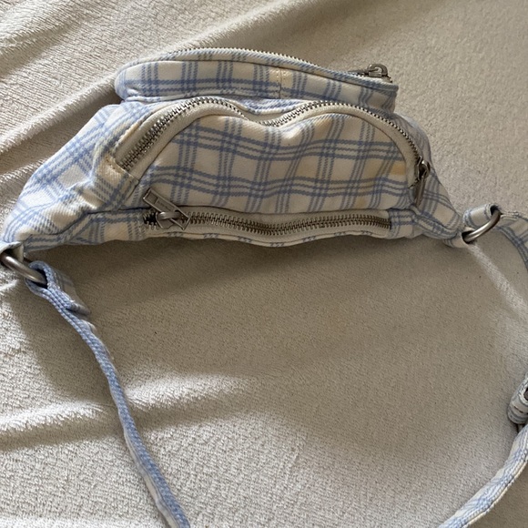 Brandy Melville cute Fanny pack - Picture 4 of 8